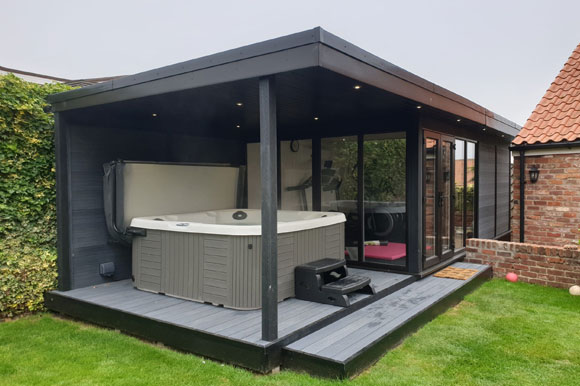 Relaxing Garden Room Hot Tub Retreat Staffordshire